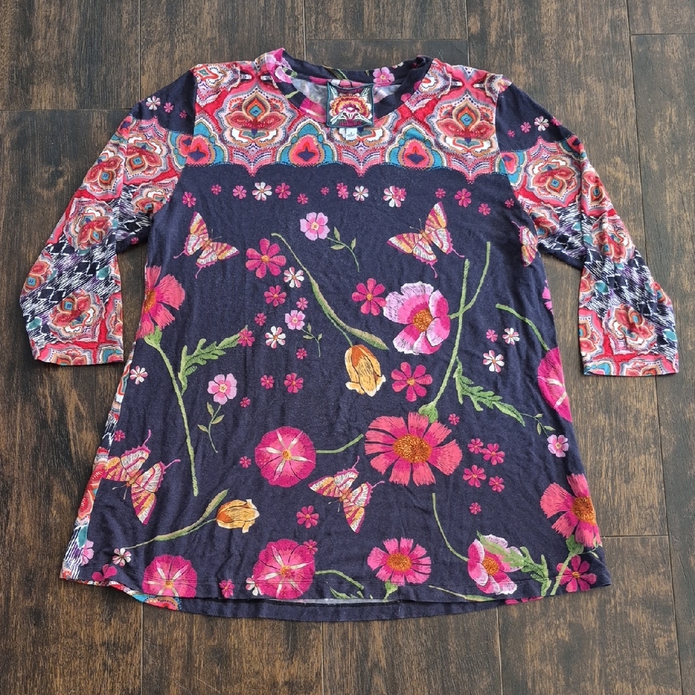 JOHNNY WAS butterfly Floral Boho Tunic Small 3/4 Sleeve Bamboo Blend Knit Top S